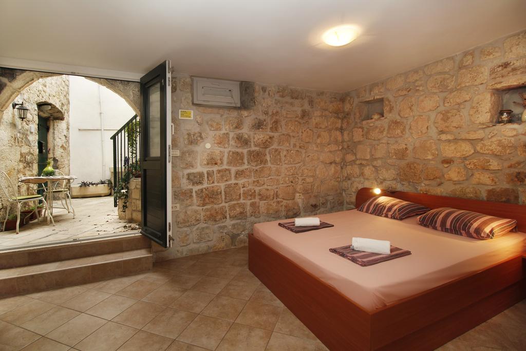 Apartments Caralipeo Makarska Bagian luar foto