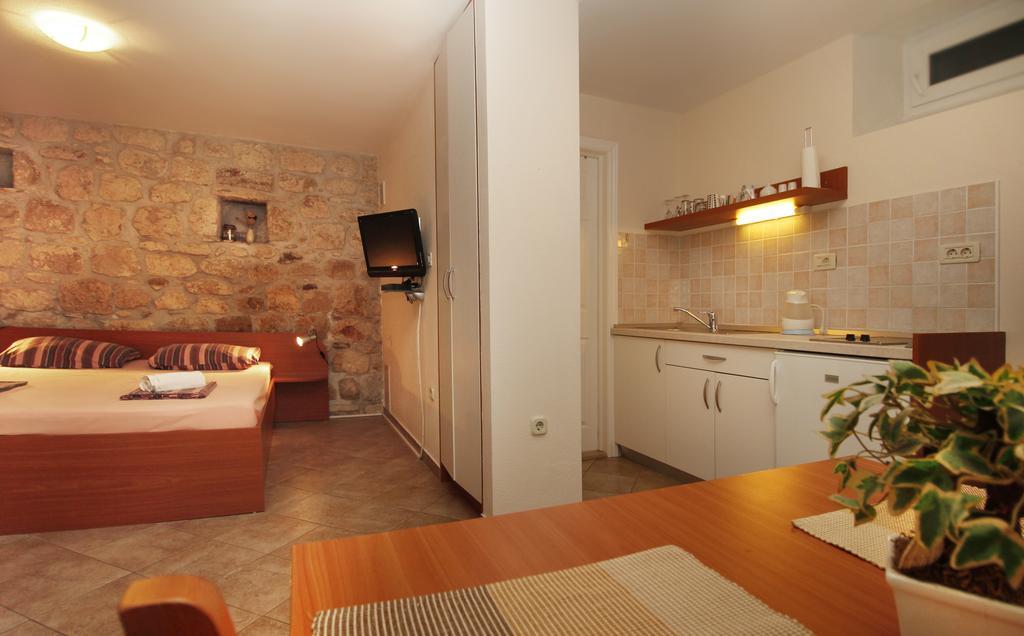 Apartments Caralipeo Makarska Ruang foto